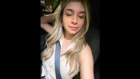 Media: carolina__star Stripchat 2024-12-10 02:45:00