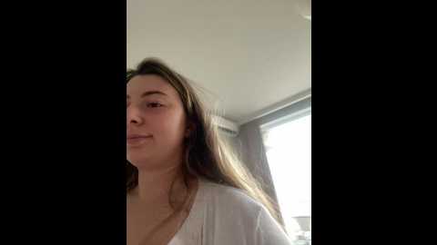 Media: curvyflawless Stripchat 2024-12-10 12:35:00