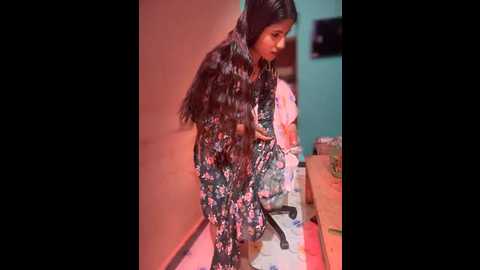 Media: diyasinghh Stripchat 2024-12-10 03:01:00