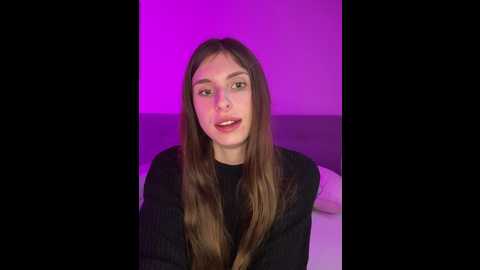 Media: emma05 Stripchat 2024-12-10 08:05:00