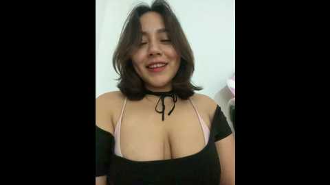 Media: kittyfresita Stripchat 2024-12-10 07:45:00