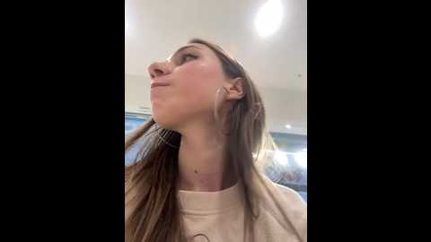 Media: lia__love Stripchat 2024-12-10 16:55:00