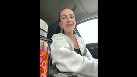 Media: lola_tentatiion Stripchat 2024-12-10 09:44:00