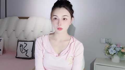 Media: lvy_w Stripchat 2024-12-10 14:39:00