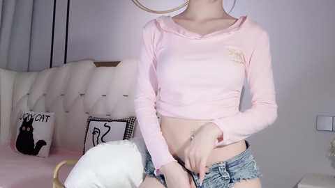 Media: lvy_w Stripchat 2024-12-10 15:52:00
