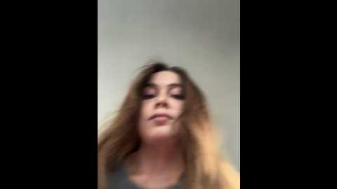 Media: nicole111 Stripchat 2024-12-10 09:43:00