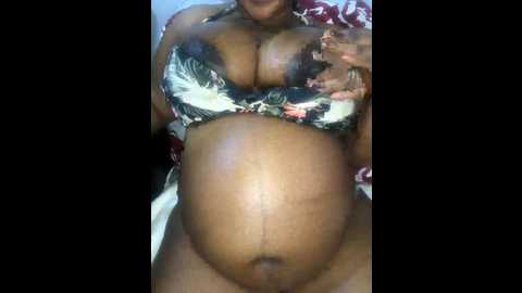 pervertpreggy @ stripchat on 20241210