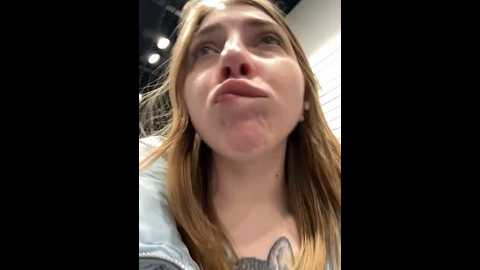 Media: sunny___bunny Stripchat 2024-12-10 14:24:00