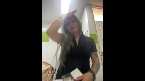 Media: _abril_office1 Stripchat 2024-12-11 17:43:00