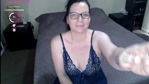 Media: aussiepeaches Stripchat 2024-12-11 04:00:00