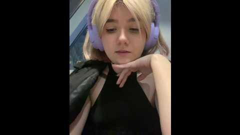 Media: baby__naughty Stripchat 2024-12-11 18:40:00
