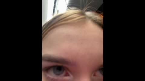 Media: baby_tiny Stripchat 2024-12-11 18:54:00