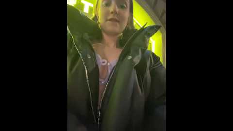 Media: baby_tiny Stripchat 2024-12-11 19:20:00
