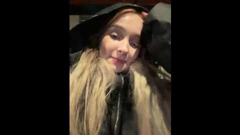 Media: baby_tiny Stripchat 2024-12-11 20:38:00