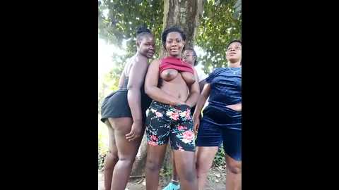 Media: broan_me Stripchat 2024-12-11 11:41:00