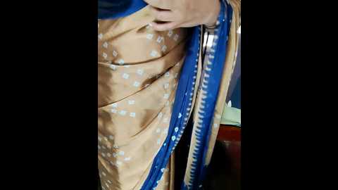 Media: indian_desi_wife Stripchat 2024-12-11 06:58:00