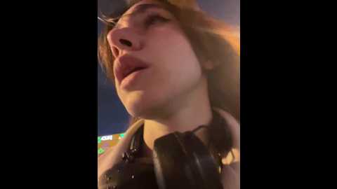 Media: lily__belle Stripchat 2024-12-11 18:30:00