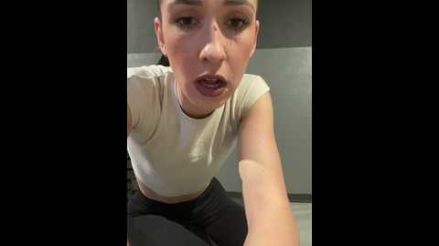 Media: lola_tentatiion Stripchat 2024-12-11 10:54:00