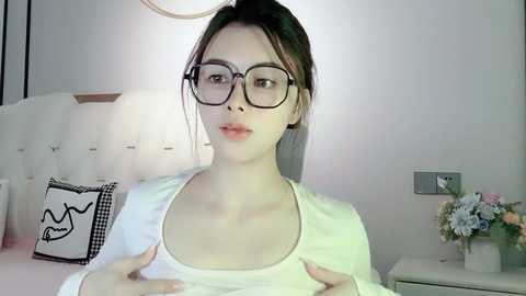 Media: lvy_w Stripchat 2024-12-11 04:45:00