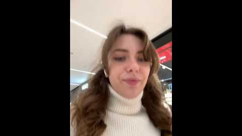 Media: mariid Stripchat 2024-12-11 09:27:00