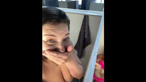 Media: mooonreal Stripchat 2024-12-11 05:19:00