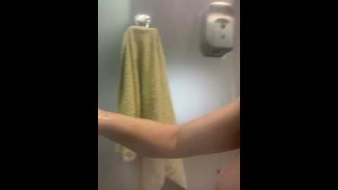 Media: mooonreal Stripchat 2024-12-11 08:15:00