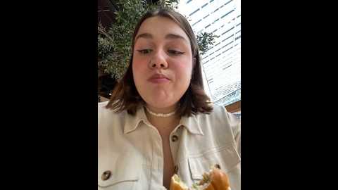 Media: suziemurray Stripchat 2024-12-11 11:45:00