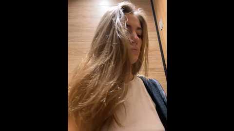 Media: valenciashock Stripchat 2024-12-11 05:53:00