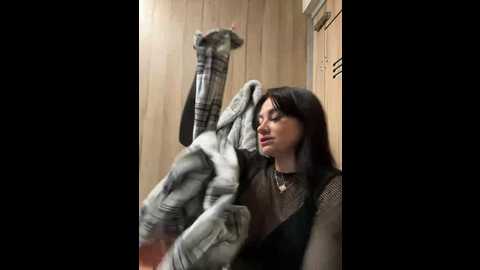 Media: wet__bunny Stripchat 2024-12-11 08:31:00