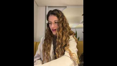 Media: alana15 Stripchat 2024-12-12 20:55:00