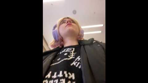 Media: baby__naughty Stripchat 2024-12-12 15:02:00