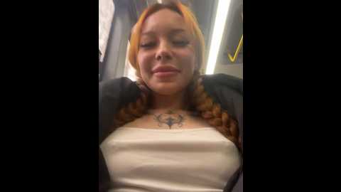 Media: babydolll Stripchat 2024-12-12 10:23:00
