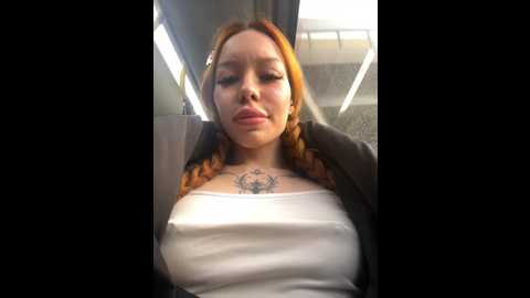 Media: babydolll Stripchat 2024-12-12 11:01:00