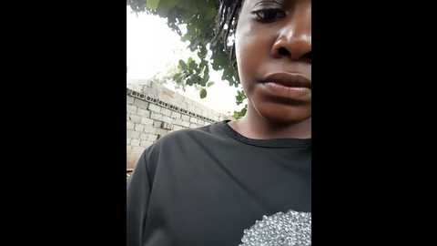 Media: broan_me Stripchat 2024-12-12 14:22:00