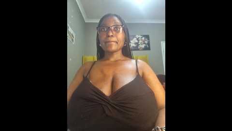 Media: bustygoddess32 Stripchat 2024-12-12 01:17:00