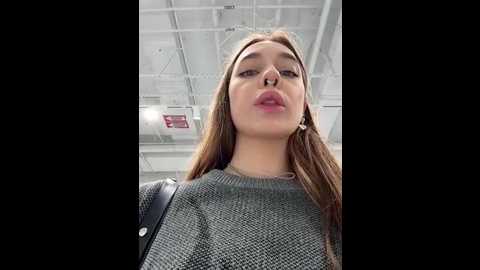 Media: cherry____pie Stripchat 2024-12-12 17:30:00