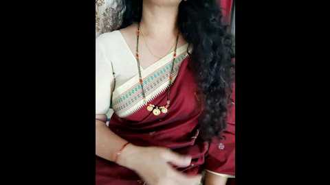 Media: indian_desi_wife Stripchat 2024-12-12 05:28:00