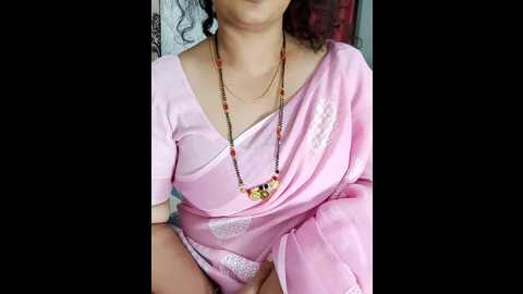Media: indian_desi_wife Stripchat 2024-12-12 18:26:00
