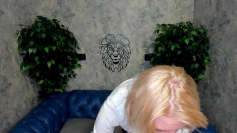 Media: lena_paulles Stripchat 2024-12-12 12:04:00