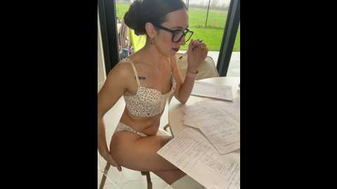 Media: lola_tentatiion Stripchat 2024-12-12 10:08:00