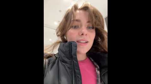 Media: mariid Stripchat 2024-12-12 09:47:00