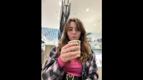 Media: mariid Stripchat 2024-12-12 09:54:00