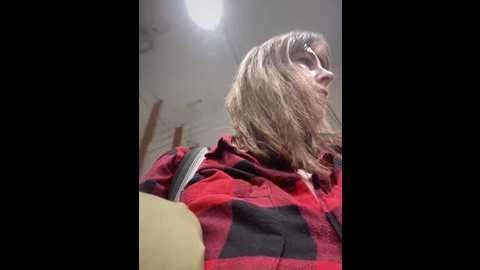 Media: mommmyyummy Stripchat 2024-12-12 15:21:00