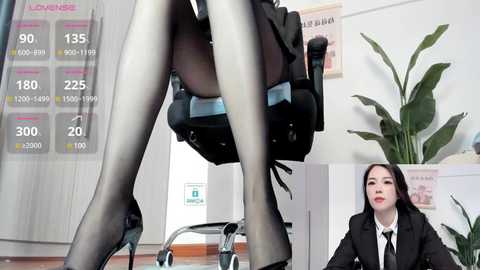 Media: oo_kaixin_oo Stripchat 2024-12-12 08:19:00