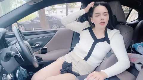 Media: orla2021 Stripchat 2024-12-12 01:37:00