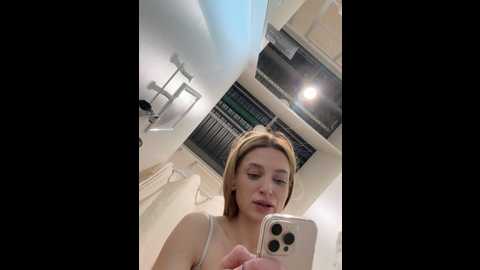Media: _angelari_ Stripchat 2024-12-13 10:46:00