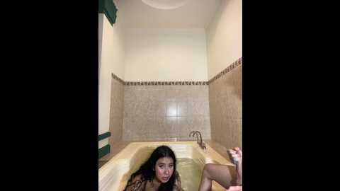 Media: g_poseidon_y_cloe Stripchat 2024-12-13 06:39:00