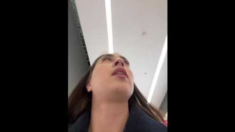 Media: holly_play Stripchat 2024-12-13 14:12:00