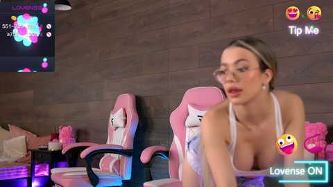 Media: kyliejoyce Stripchat 2024-12-13 06:46:00