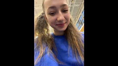 Media: lia__love Stripchat 2024-12-13 13:10:00
